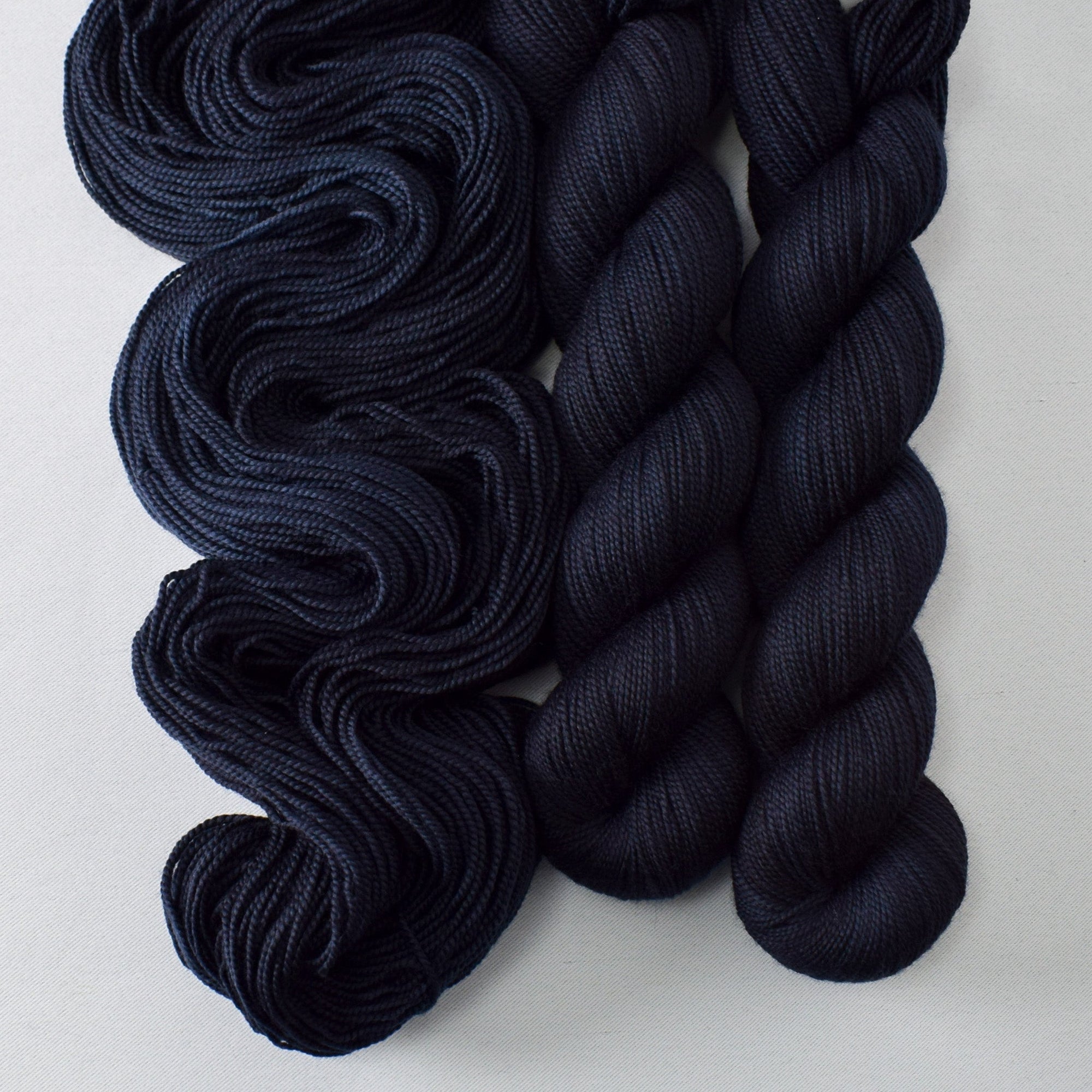 Cavalry - Miss Babs Yummy 2-Ply yarn