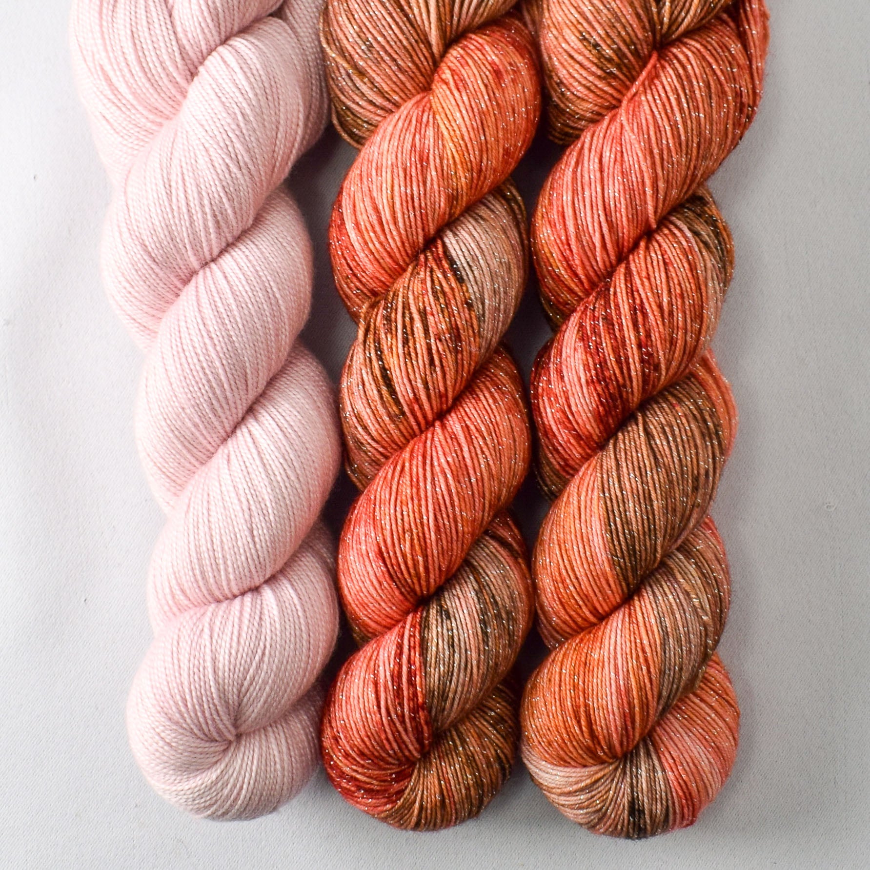 Center of the Universe Estrellita and Sugar Avon - Miss Babs Taraxacum Shawl Set