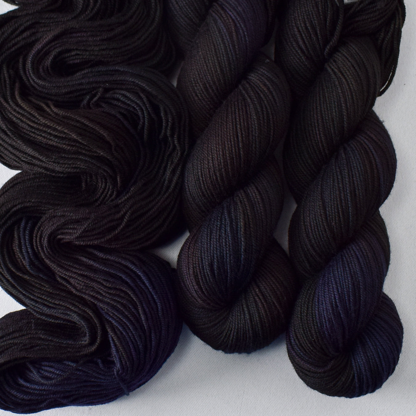Chickasaw Road - Miss Babs Laurel Falls yarn