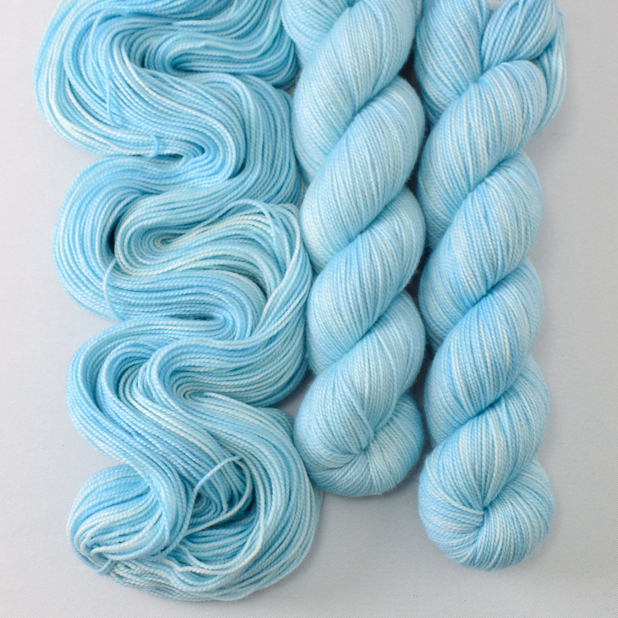 Chirp - Miss Babs Yummy 2-Ply yarn