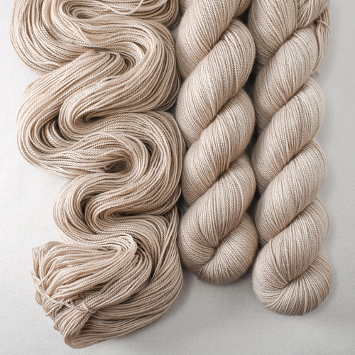 Coastal Fog - Miss Babs Avon yarn