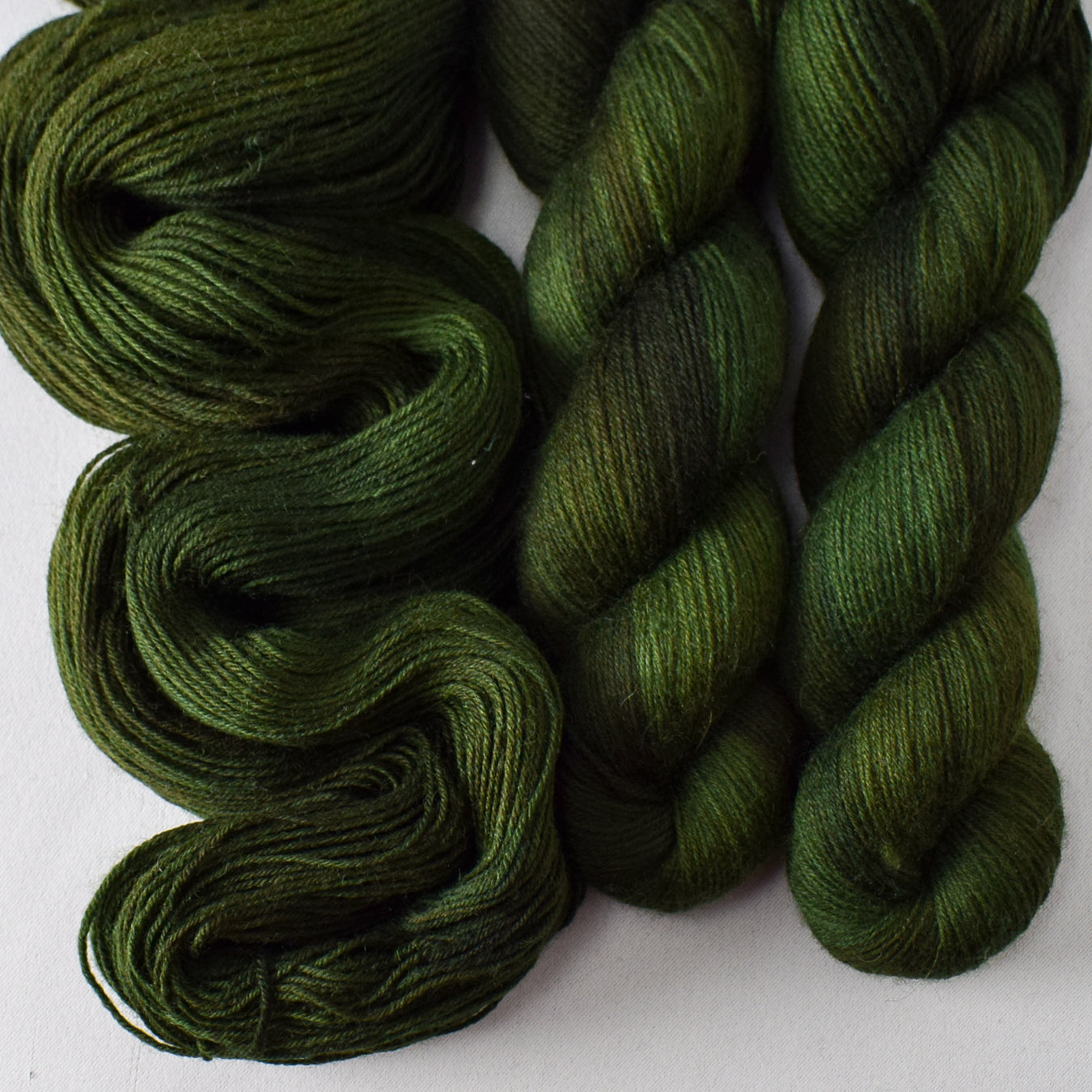 Cody's Camp - Miss Babs Katahdin 437 yarn