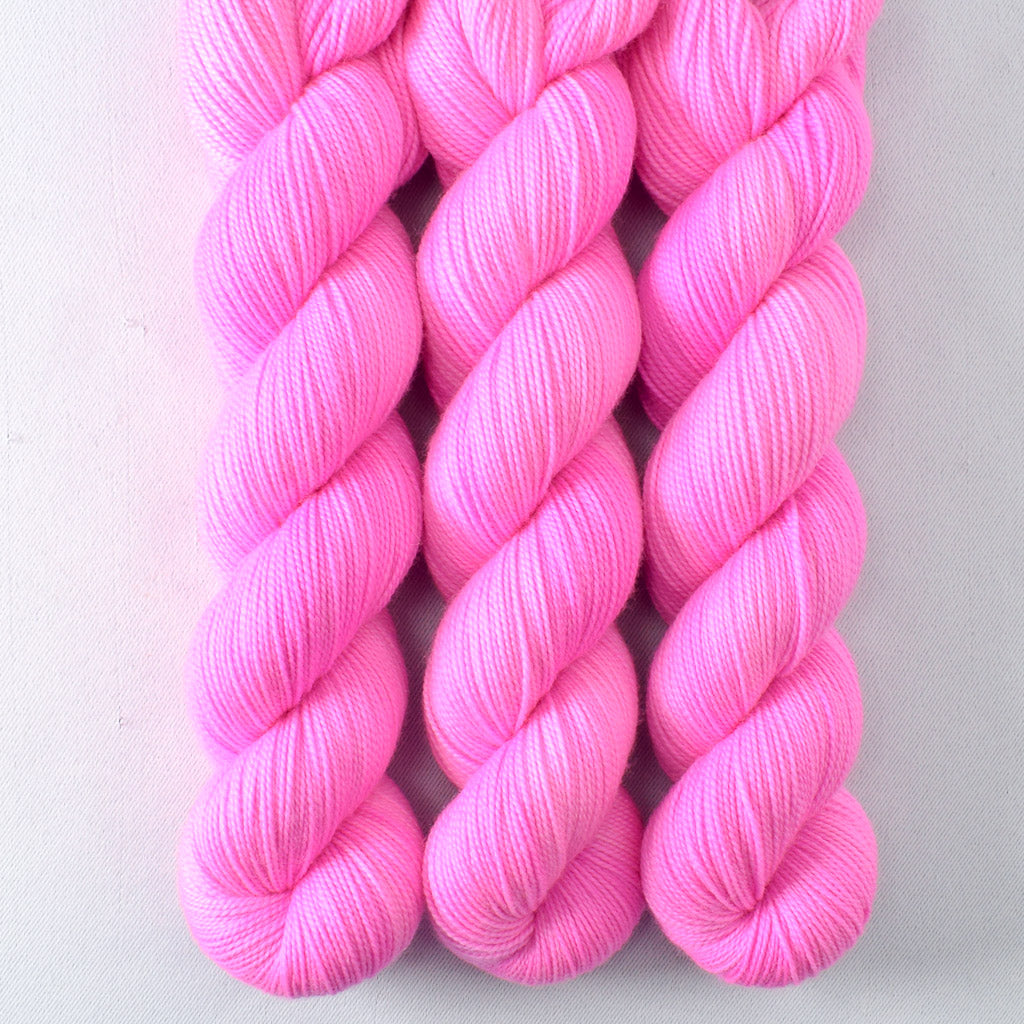 Cosmic Dust - Yummy 2-Ply - Babette