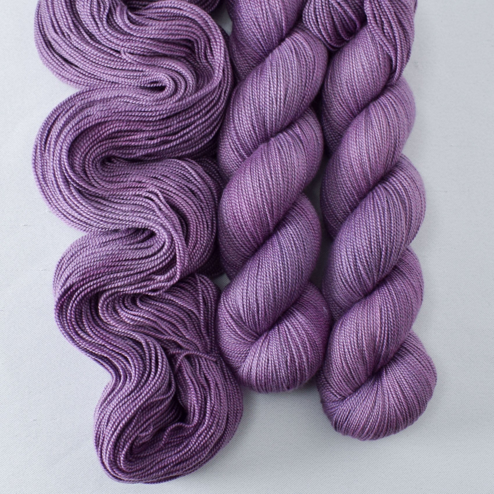 Crater Shadow - Miss Babs Avon yarn