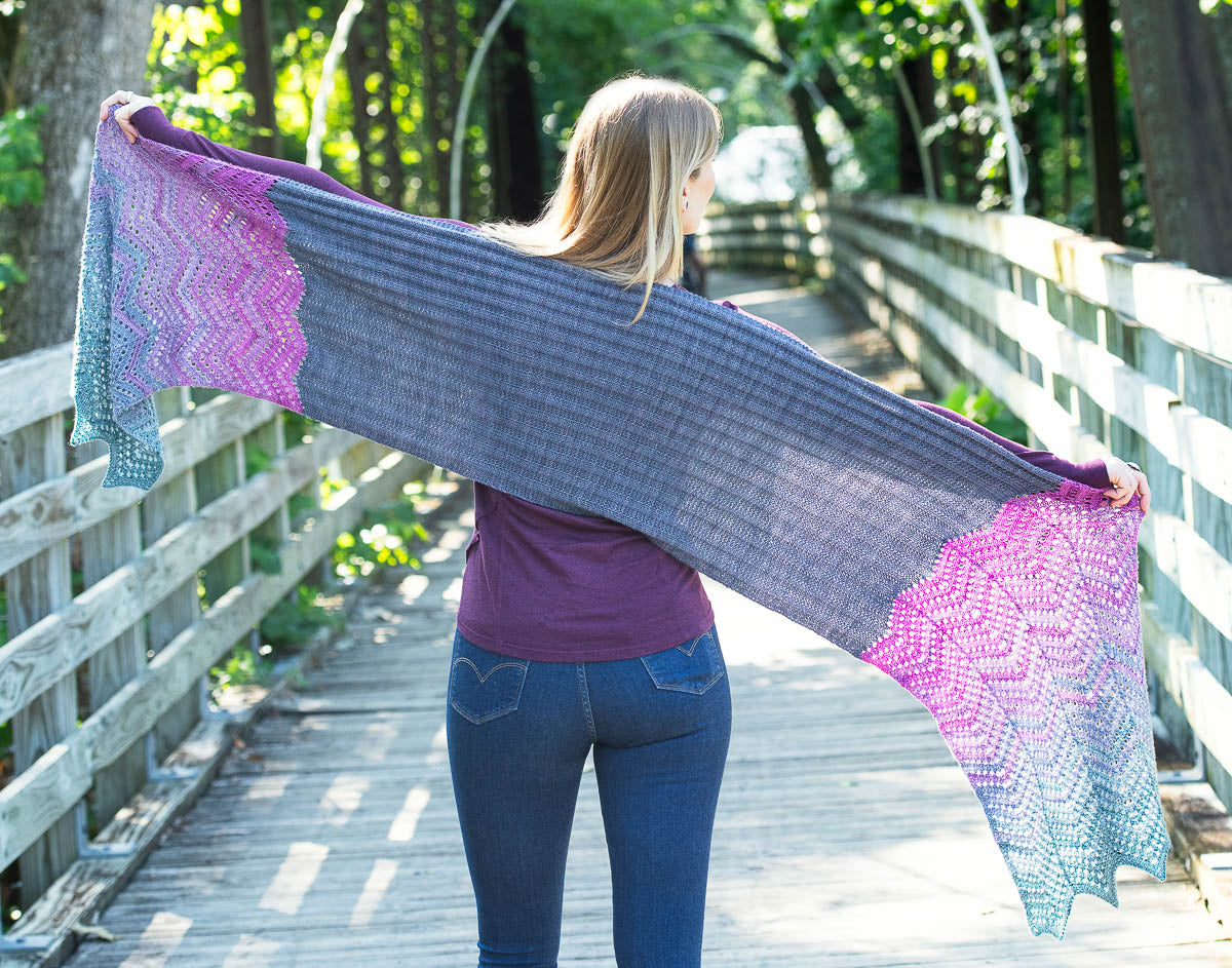 Dancing Ledge Shawl