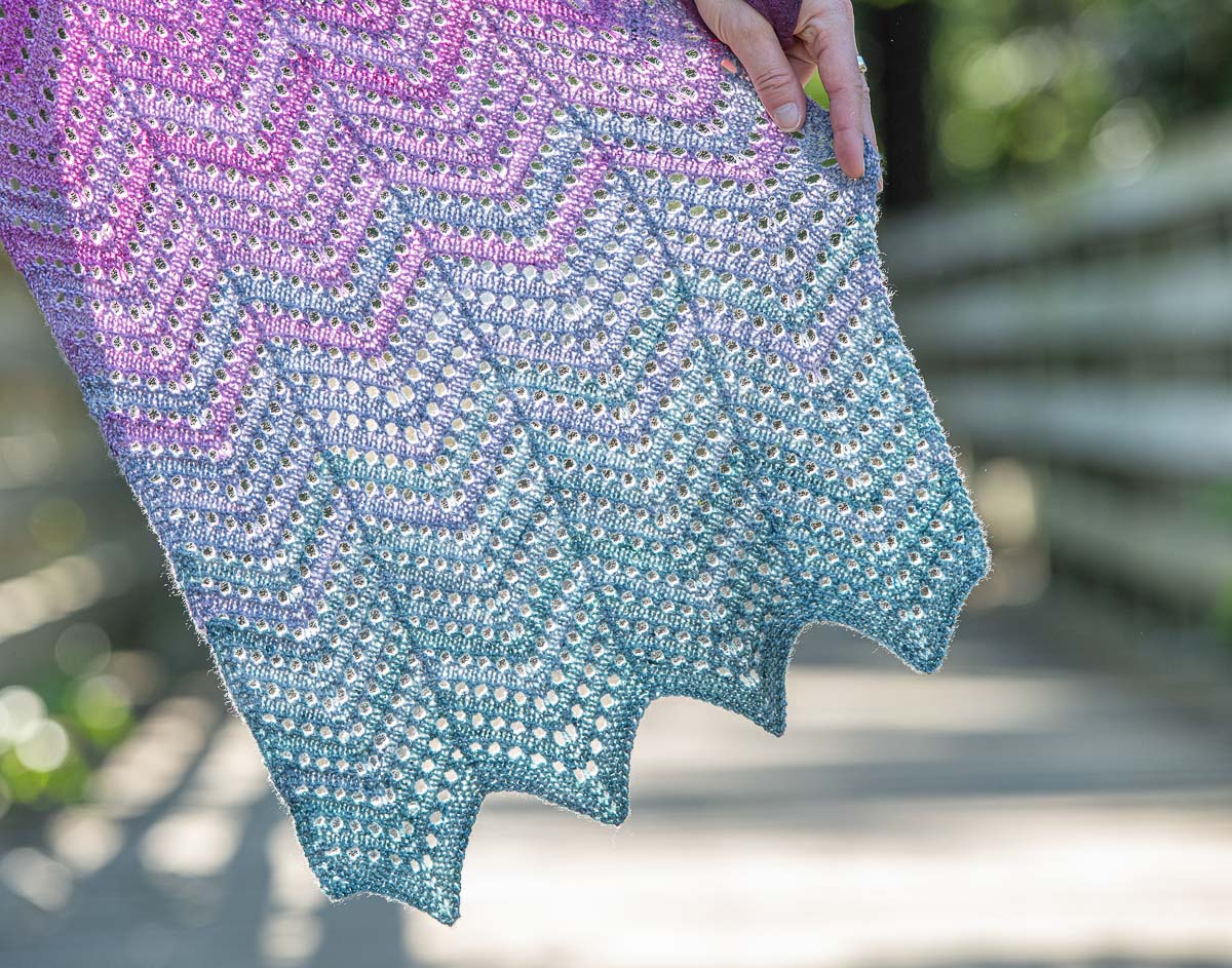 Dancing Ledge Shawl