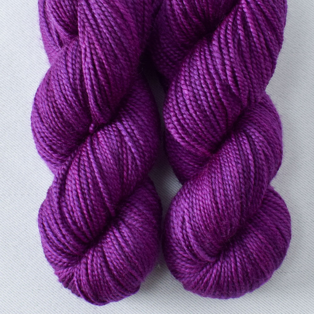 Dark Scorpio - Miss Babs Yummy 2-Ply Toes superwash Merino wool yarn