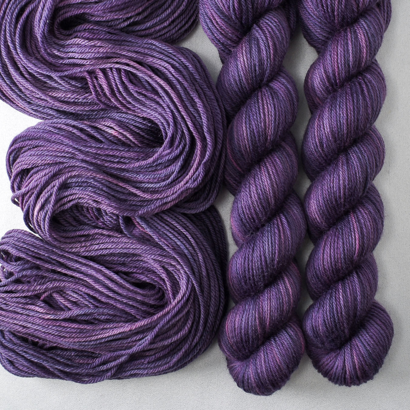Dewberry - Miss Babs Yowza Mini yarn