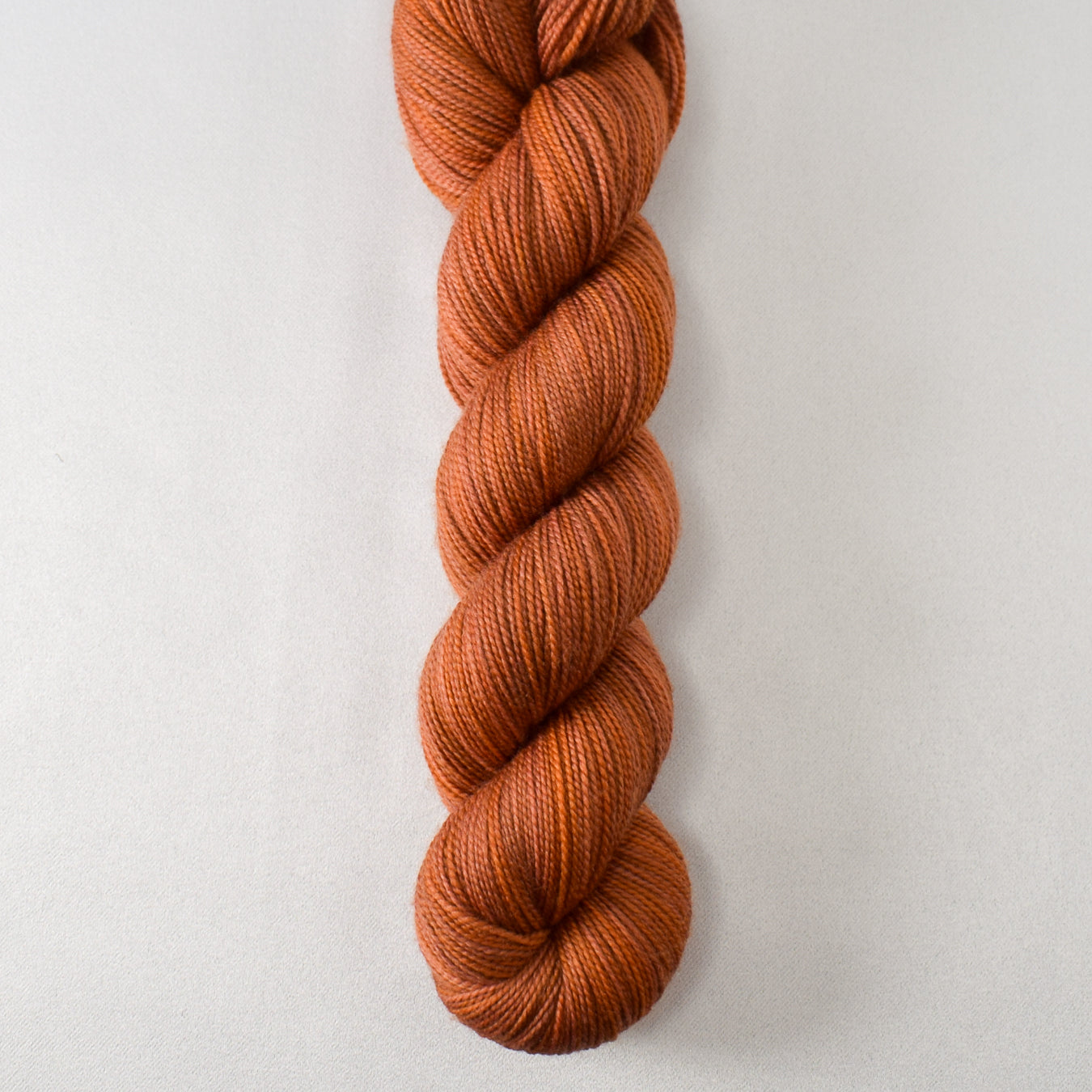 Ellioti - Miss Babs Yummy 2-Ply yarn