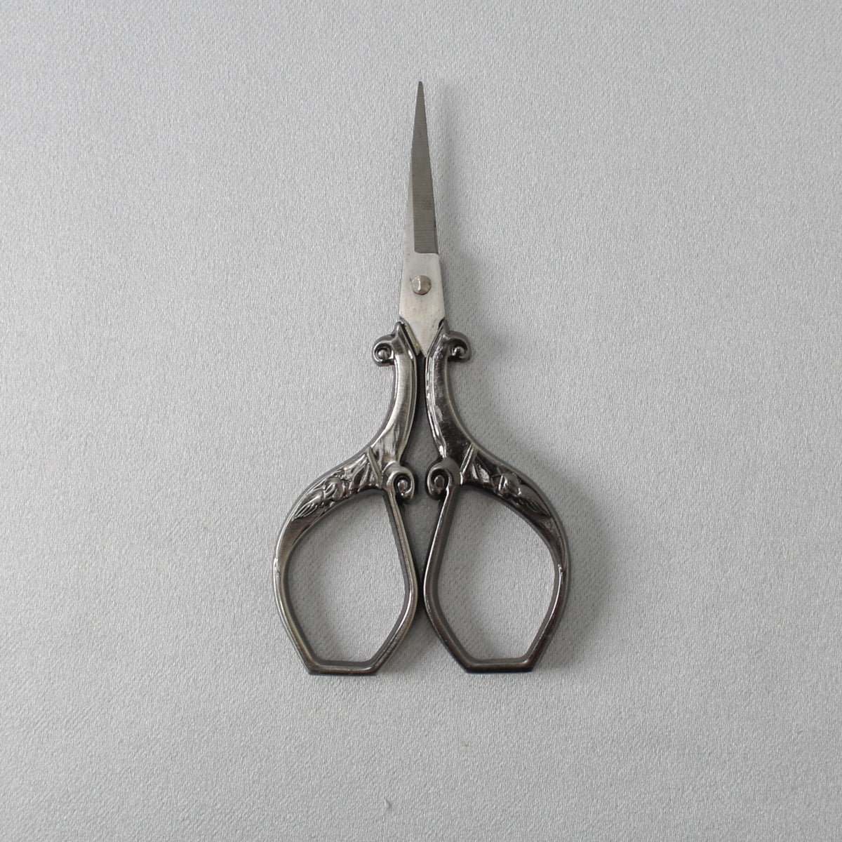 Embroidery Scissors - Squared Grace