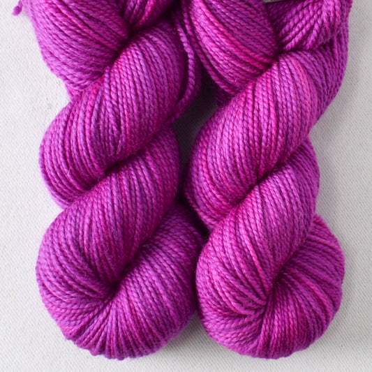 Enticing - Miss Babs Yummy 2-Ply Toes superwash Merino wool yarn