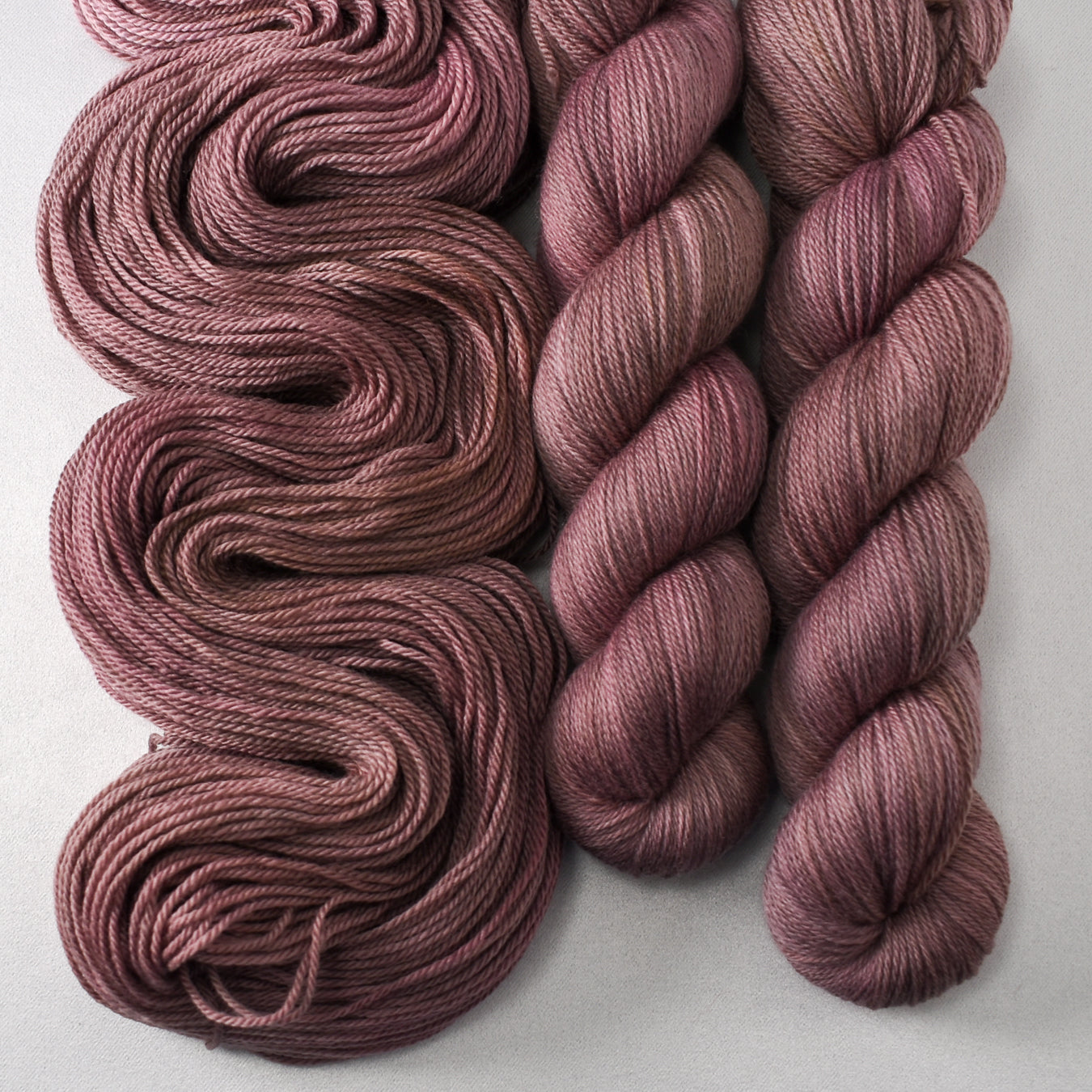 Everlong - Miss Babs Caroline yarn