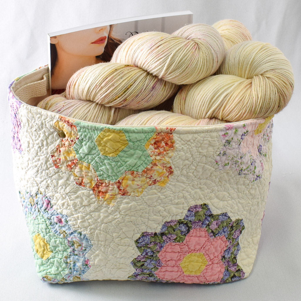 Feedsack Grandma's Flower Garden 1 Quilt Bin - QB-2401