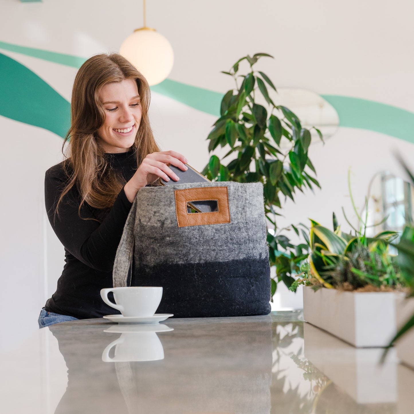 Fibres of Life Ombre Tote Bag - Black