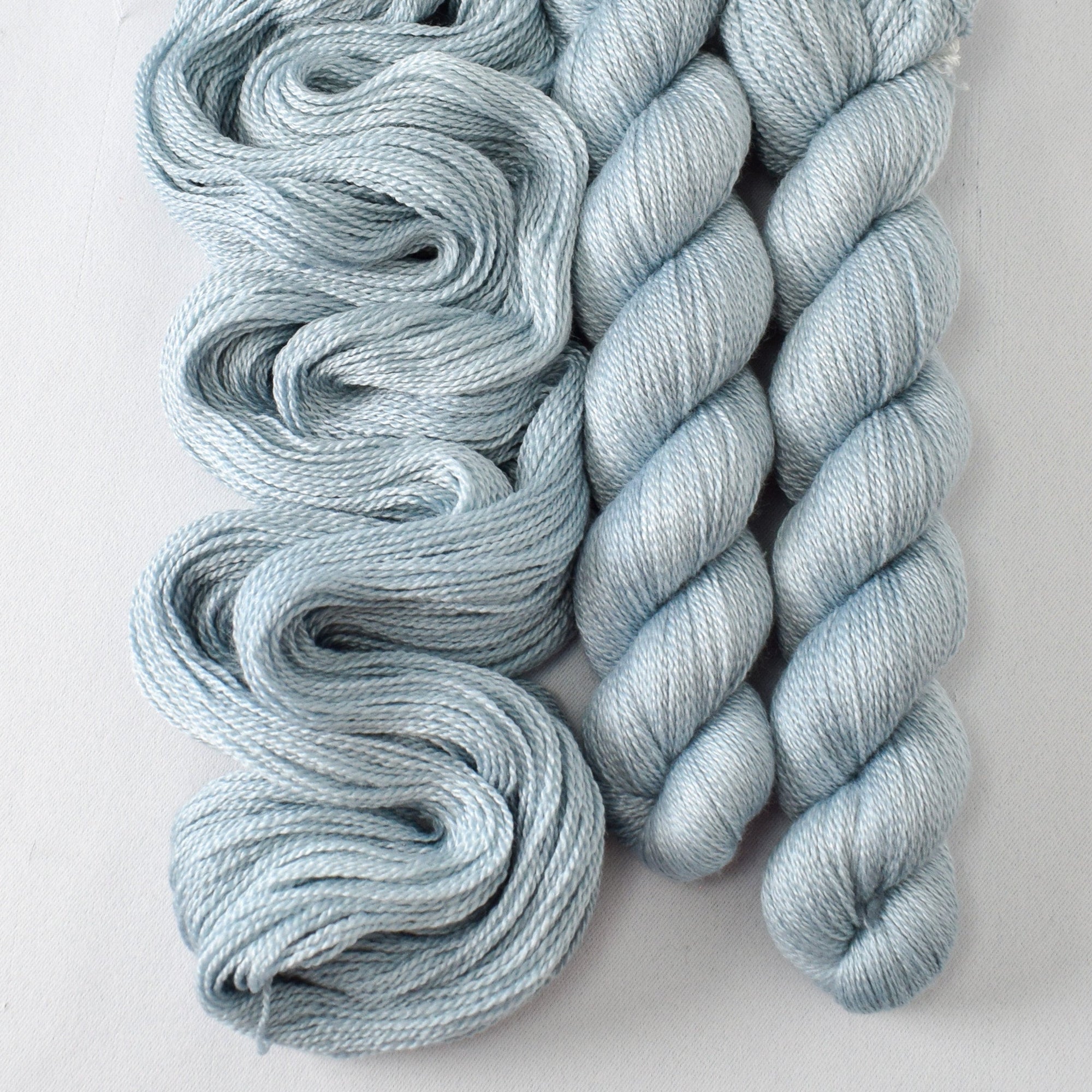 Flounce - Miss Babs Yet yarn