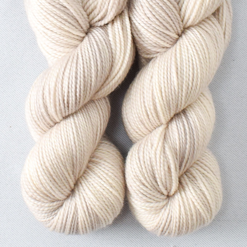 Flurries - Miss Babs Yummy 2-Ply Toes superwash Merino wool yarn