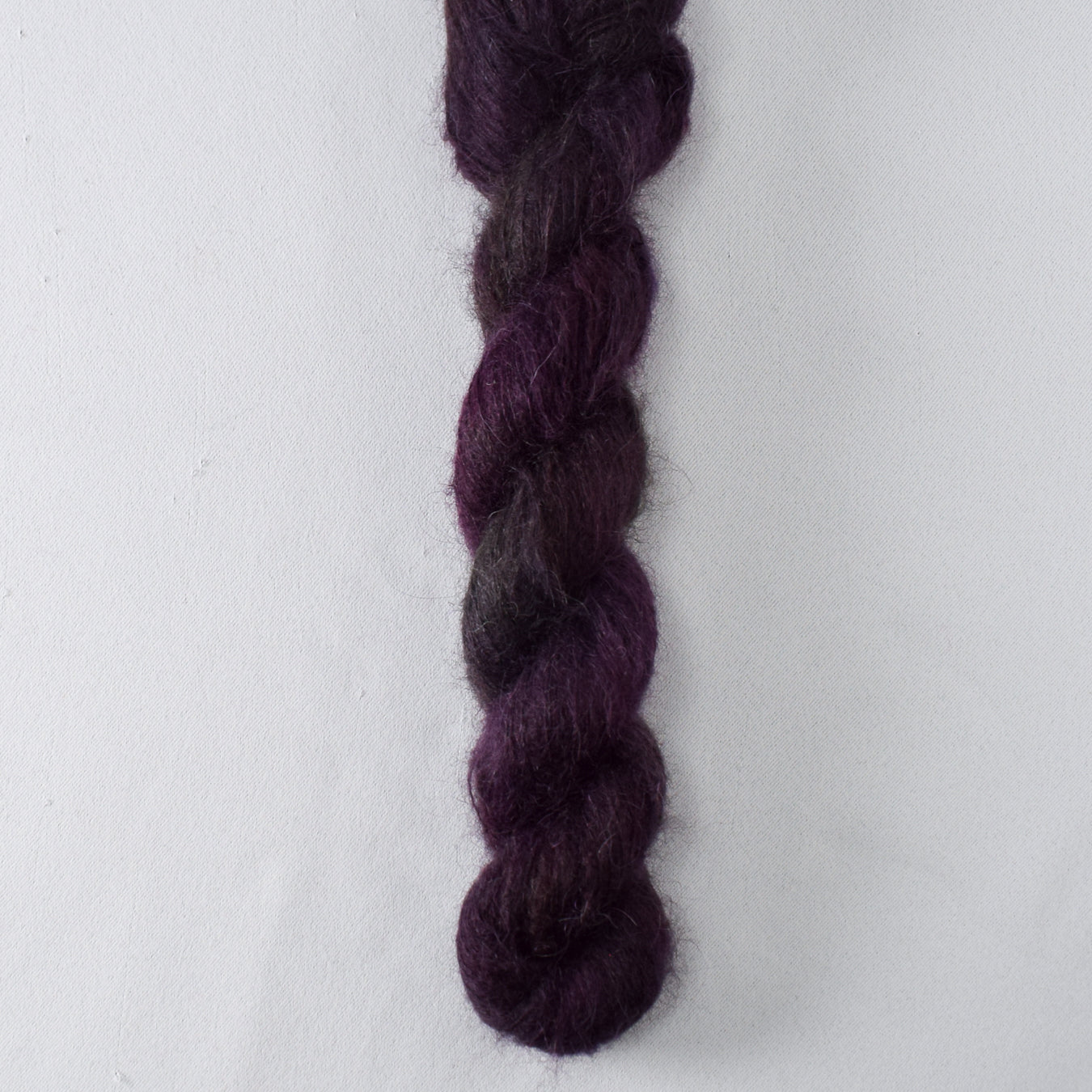 Flynn - Miss Babs Moonglow yarn