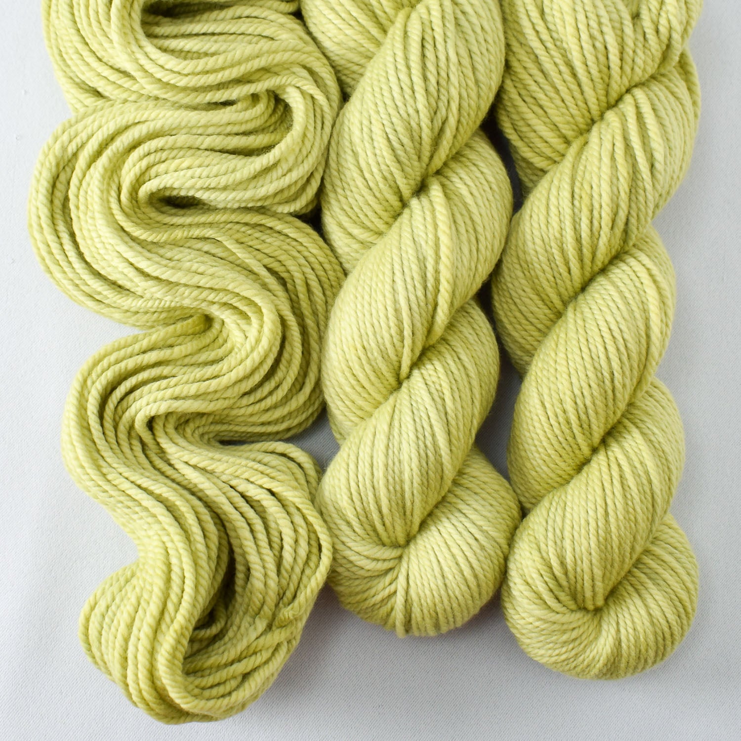 Frog Belly - Miss Babs K2 chunky merino wool yarn