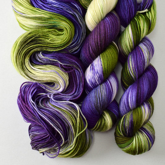 Ghoul's Gala - Yummy 2-Ply - Wild Iris