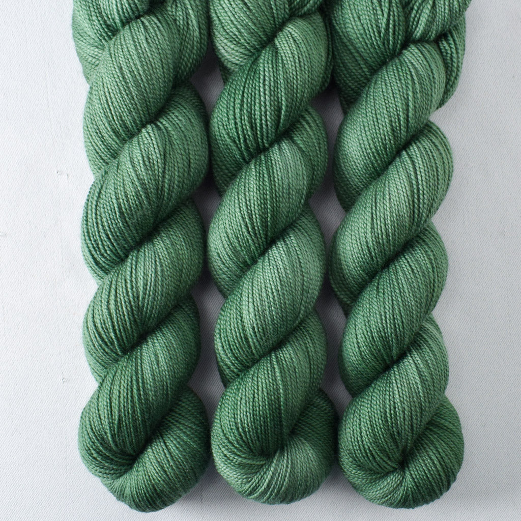 Giant Sequoias - Miss Babs Yummy 2-Ply superwash Merino wool yarn