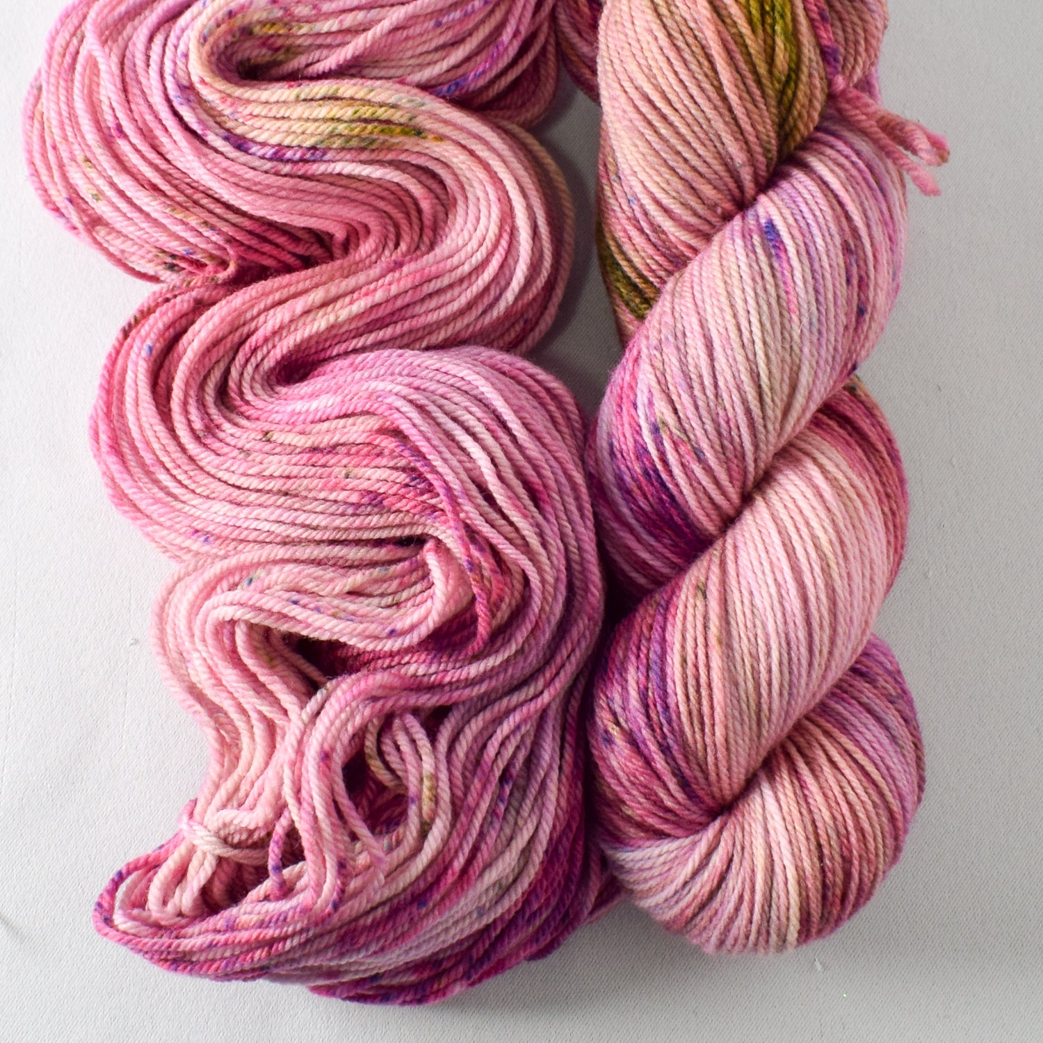 Gibson Girl - Miss Babs Intrepid yarn
