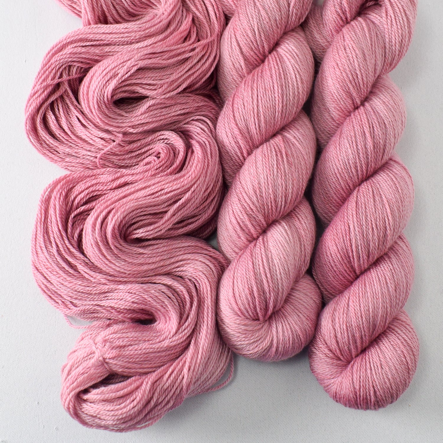 Glow - Miss Babs Caroline merino-cashmere-nylon yarn