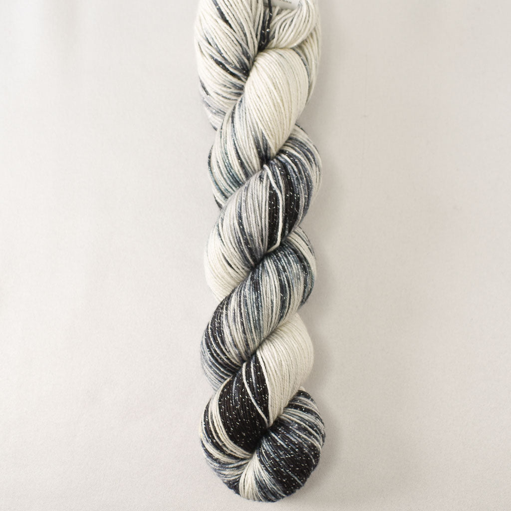 Graphic - Miss Babs Estrellita yarn
