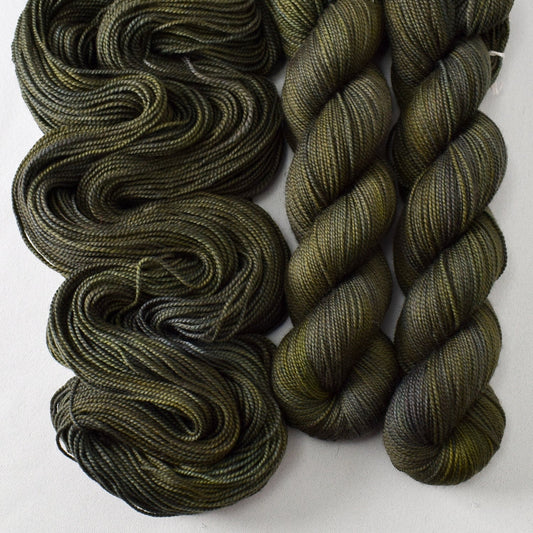 Green Rose - Miss Babs Yummy 2-Ply yarn