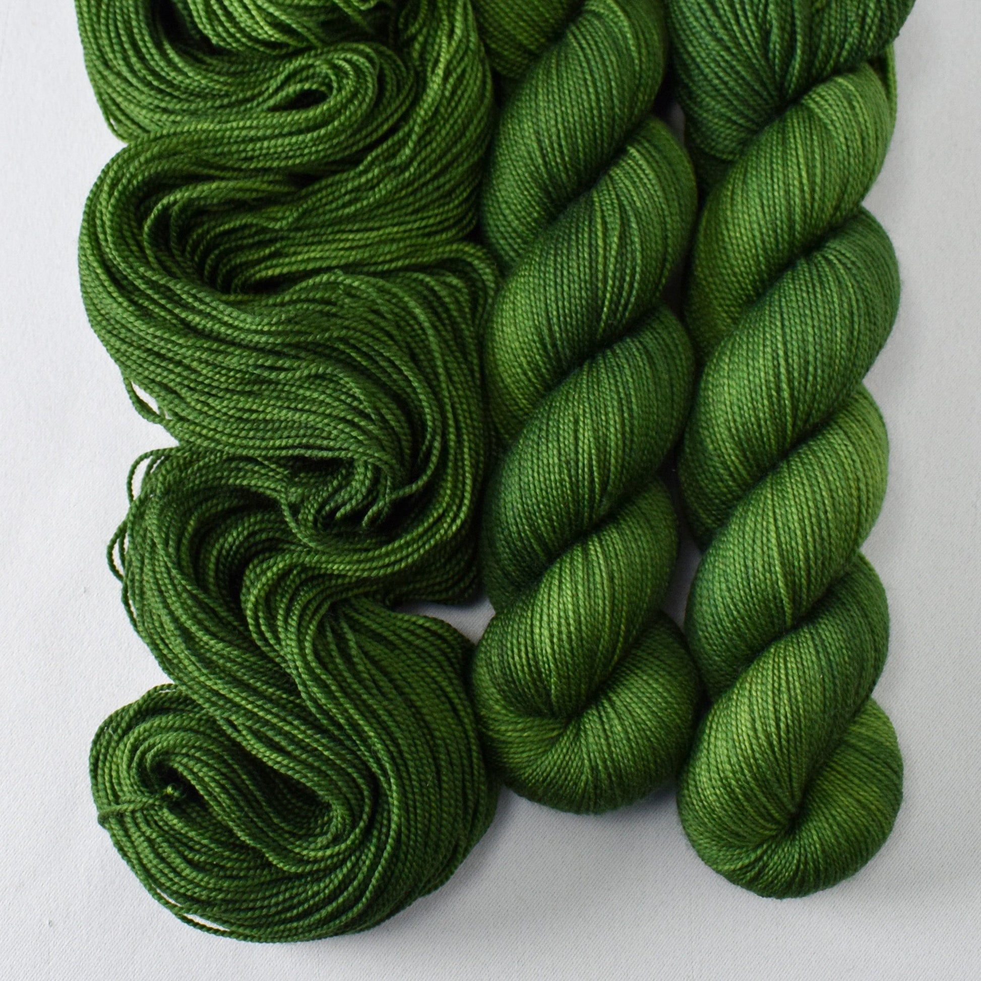 Holly Leaf - Miss Babs Yummy 2-Ply yarn
