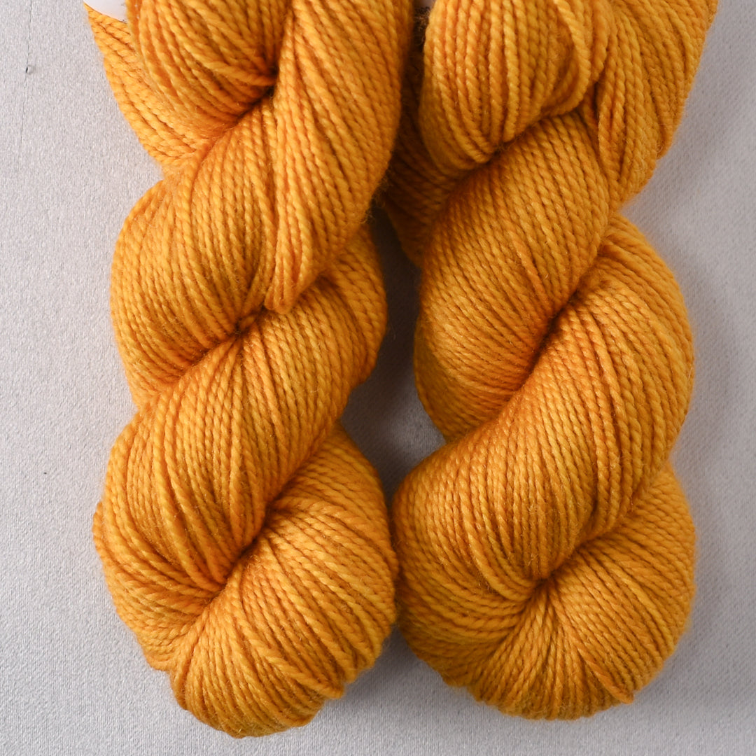 Honey Amber - Miss Babs 2-Ply Toes yarn