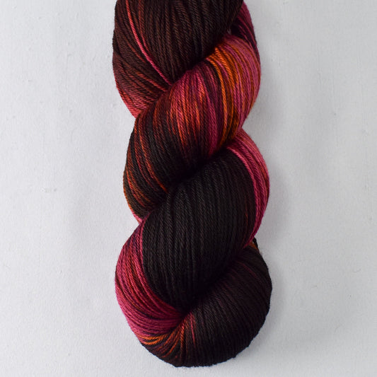 Igniar - Miss Babs Yowza yarn