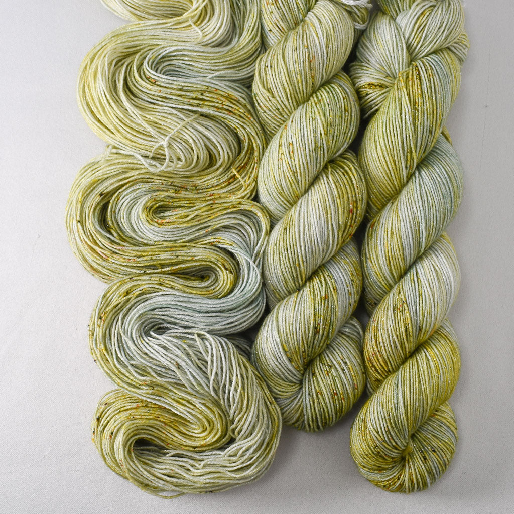 Invincible Summer - Miss Babs Estrellita yarn