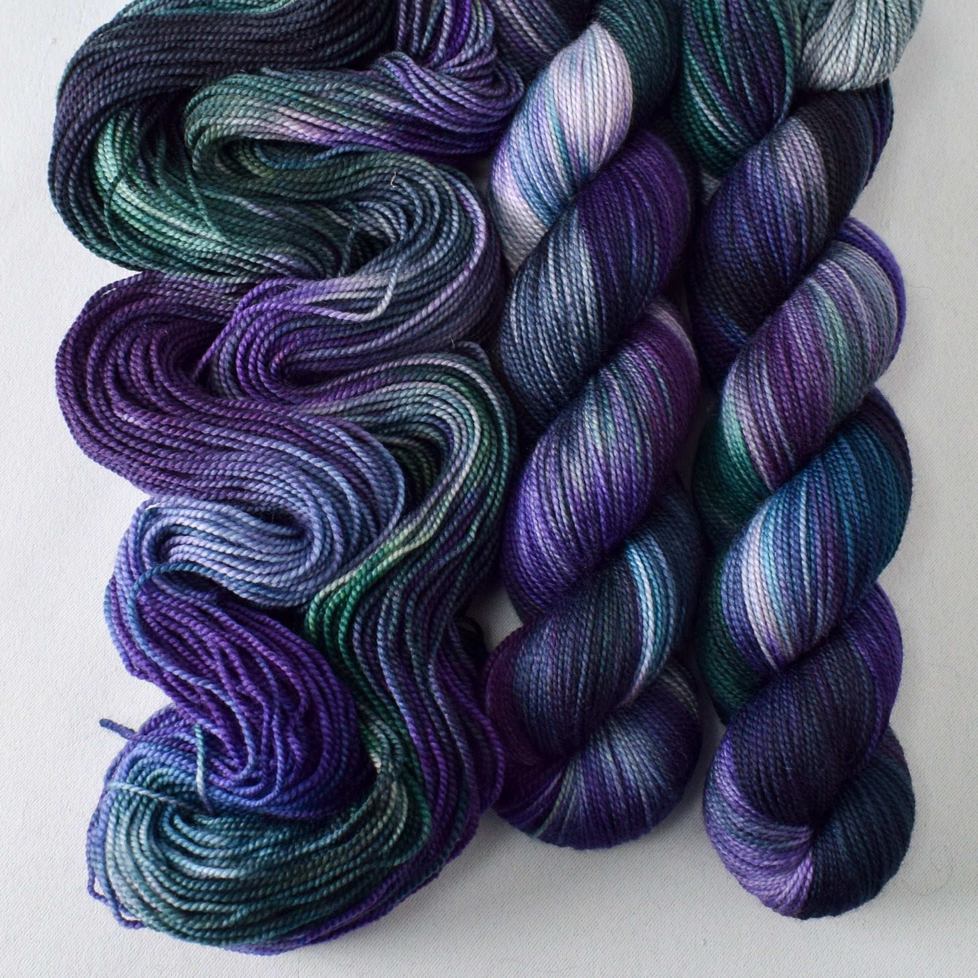 Iris Jubilee - Miss Babs Yummy 2-Ply yarn