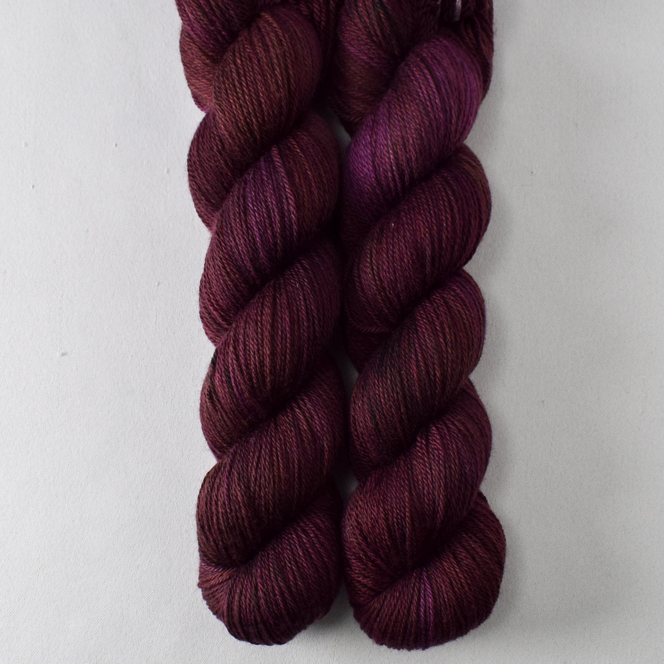 Juneberry - Miss Babs Caroline yarn