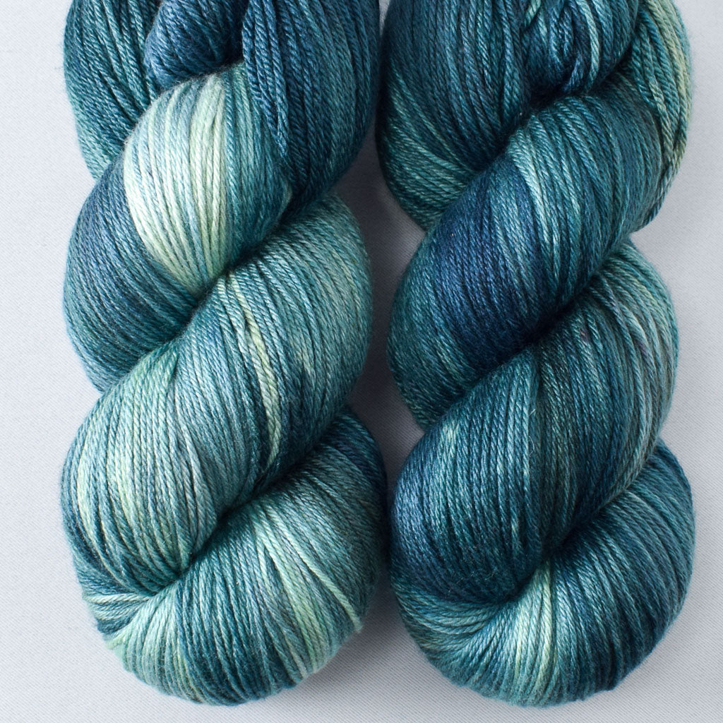 Lakeside - Miss Babs Big Silk wool and silk blend yarn