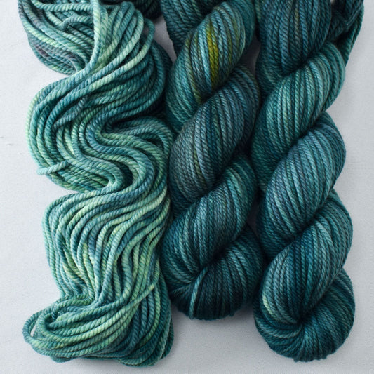 Lakeside - Miss Babs K2 yarn