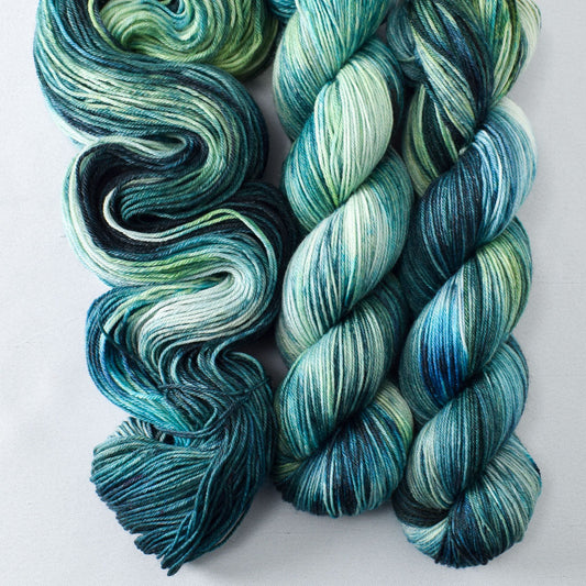 Lakeside - Miss Babs Tarte yarn