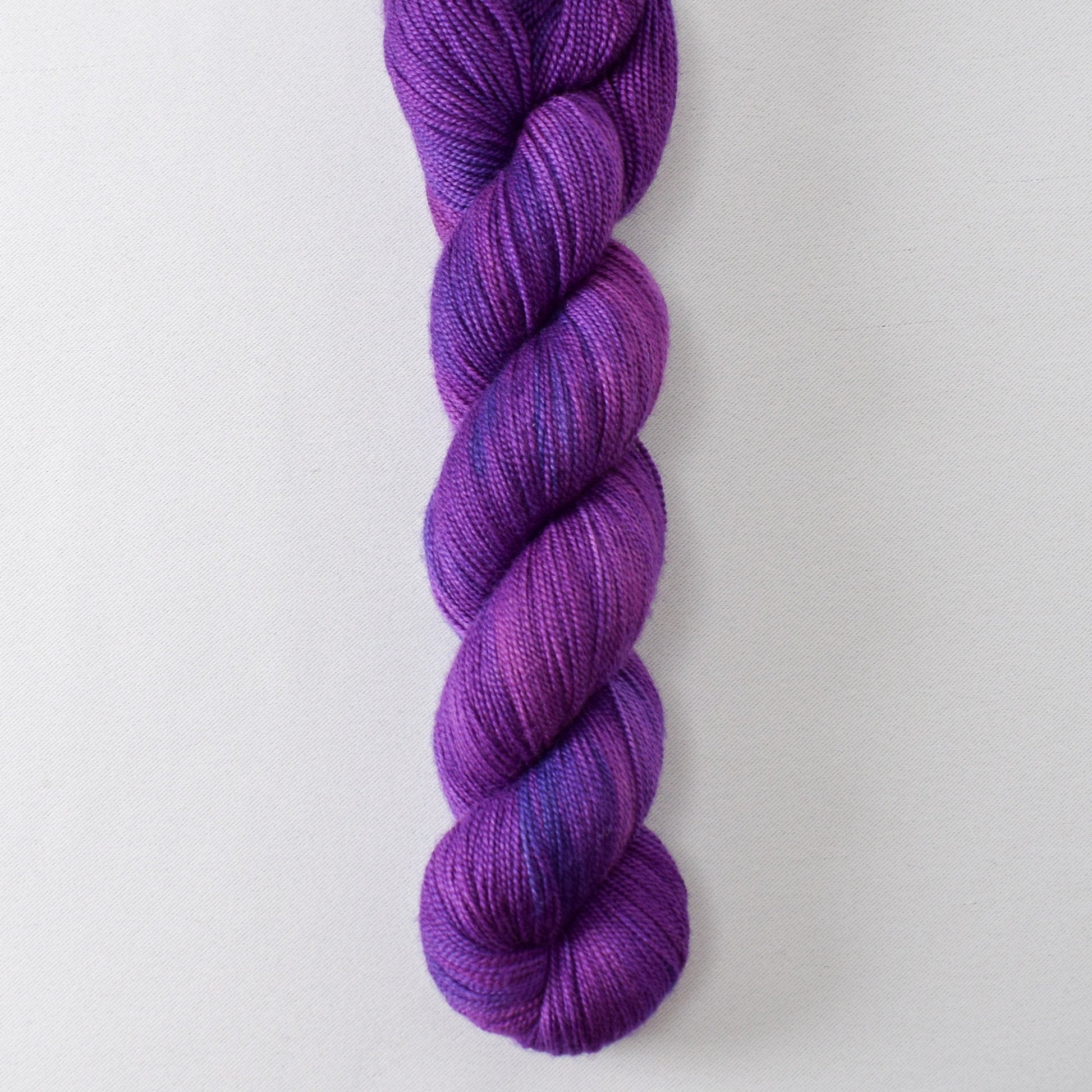 Lance - Miss Babs Avon yarn