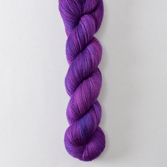 Lance - Miss Babs Avon yarn