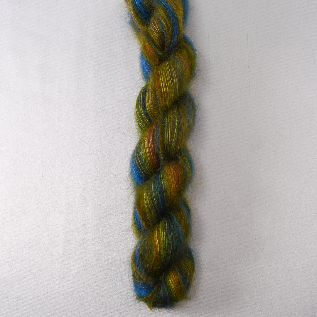 Lexa - Miss Babs Moonglow yarn