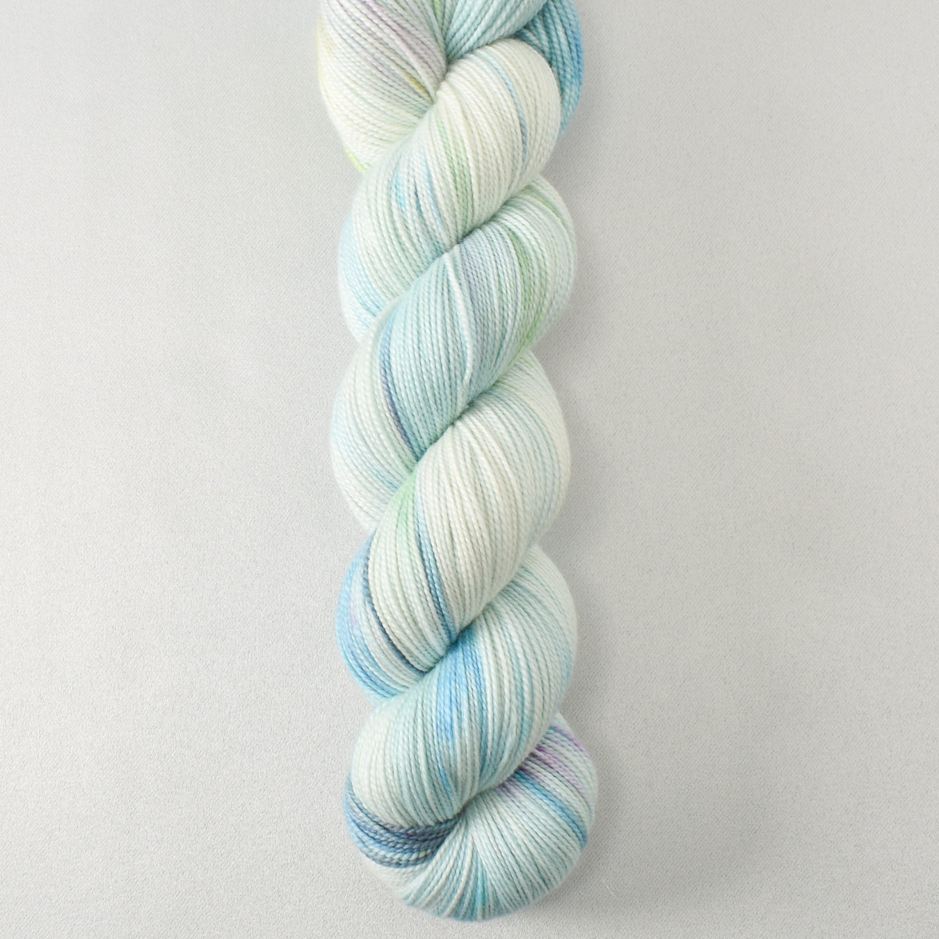 Lin - Miss Babs Avon yarn