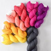 Sagrada Familia with Dark Carina - Shawl Set