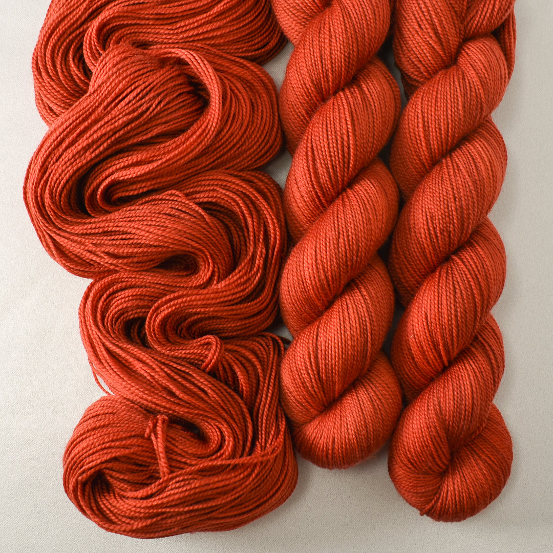 Londontowne - Miss Babs Yummy 2-Ply yarn