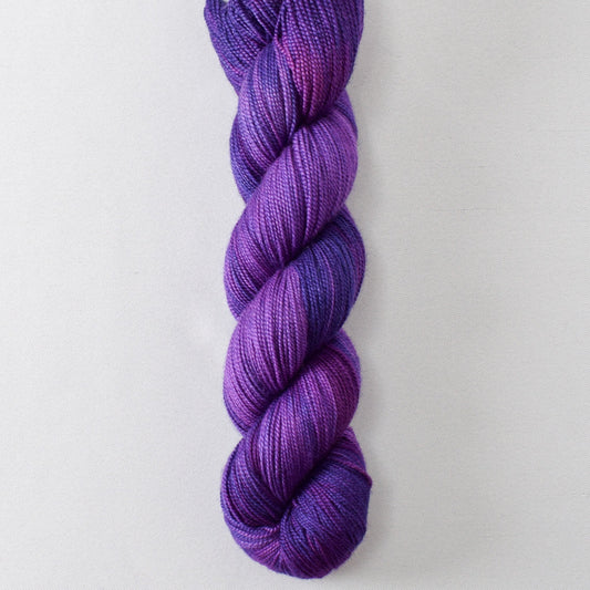 Marco - Miss Babs Avon yarn