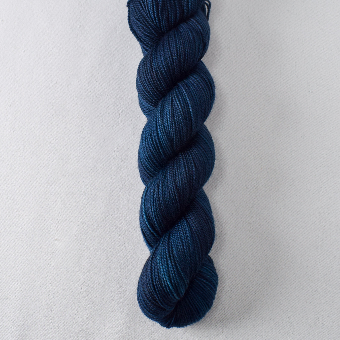 Minnie - Miss Babs Yummy 2-Ply yarn