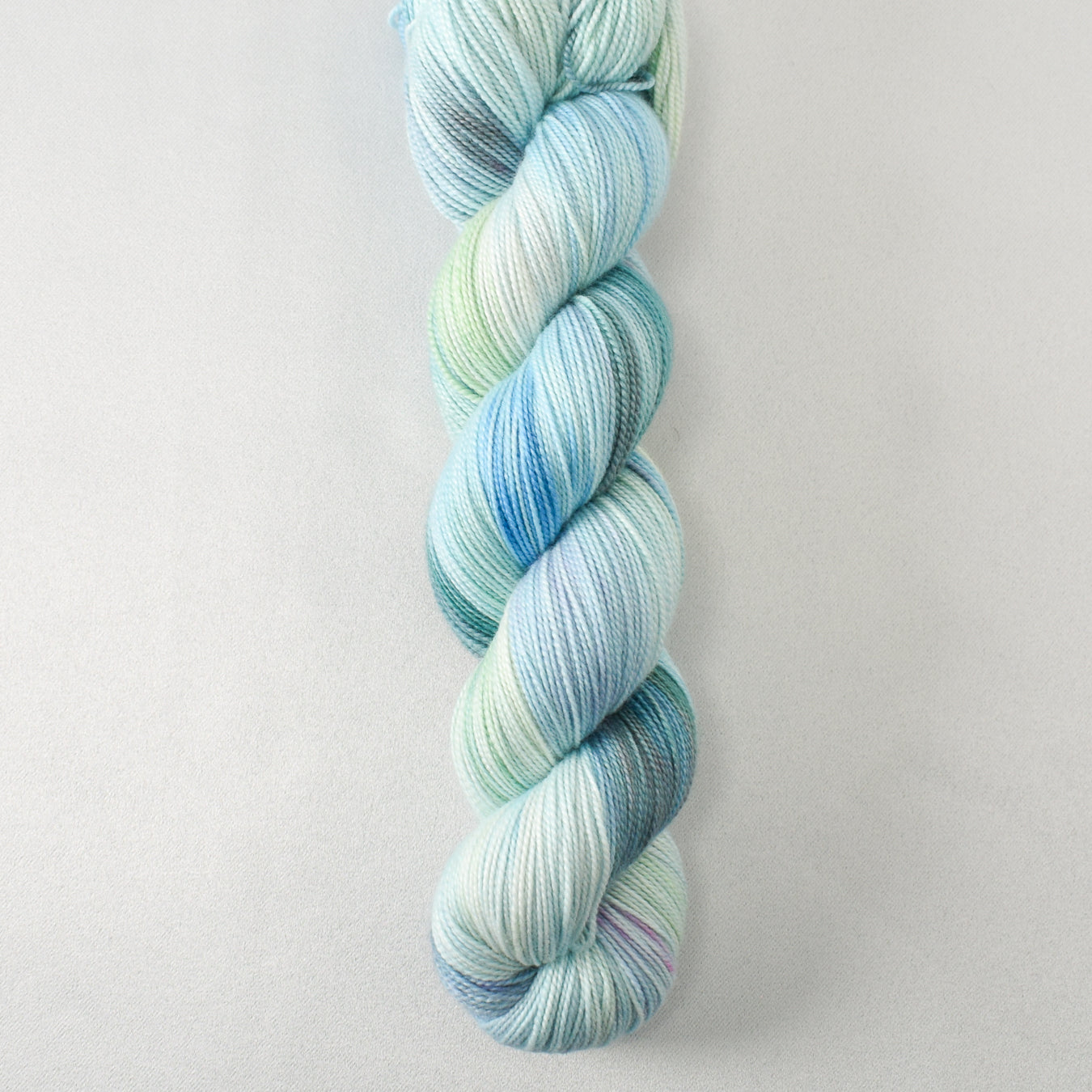 Mitchel - Miss Babs Avon yarn