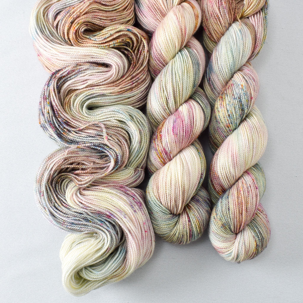 Mountain Meadow - Miss Babs Avon yarn