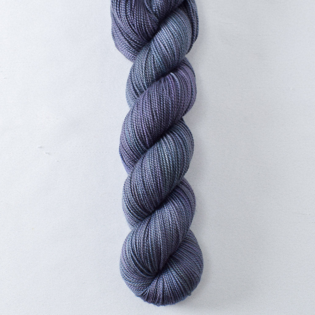 Natie - Miss Babs Yummy 2-Ply superwash Merino wool yarn