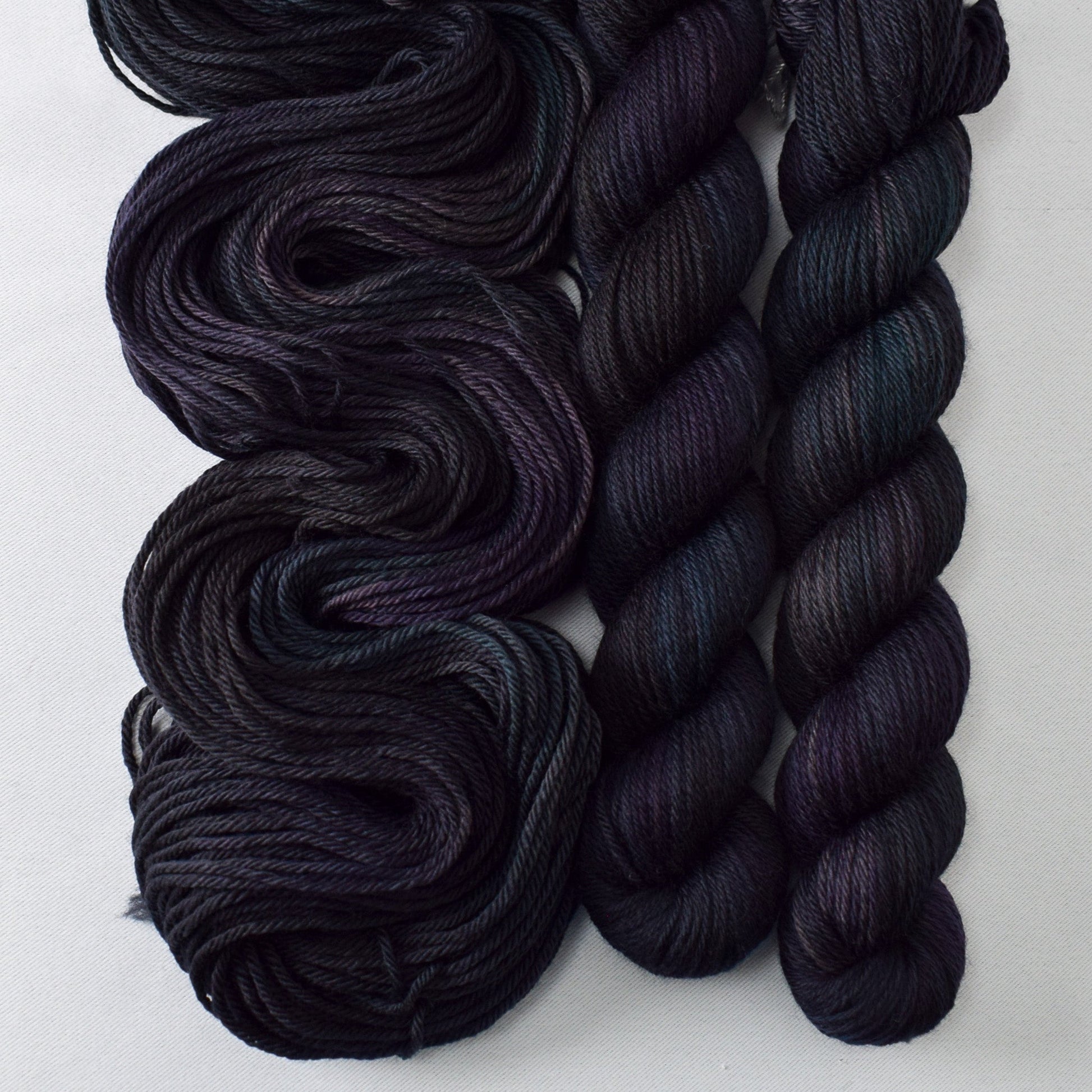 Nefarious - Miss Babs Yowza Mini yarn