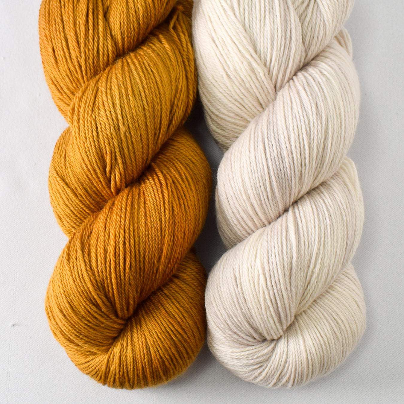 Old Gold and White Peppercorn - Miss Babs Yuletide Forest Set